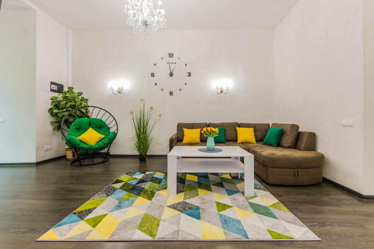2К Квартира Поруч Із Майданом Незалежності Kyiv Exterior photo