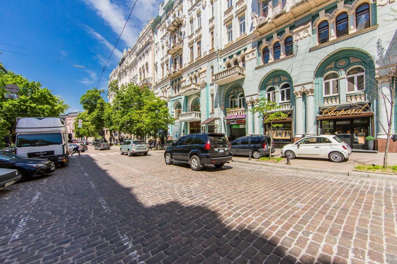 2К Квартира Поруч Із Майданом Незалежності Kyiv Exterior photo